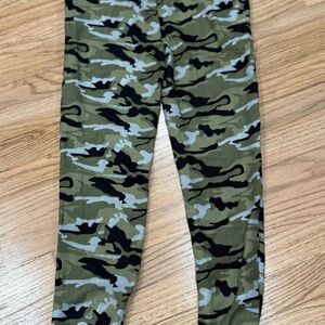 Boys Camouflage Pajama Pants NEW w/o tags